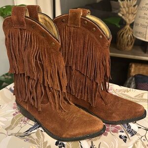 “Shyanne” Brown western cowboy boots with Fringe